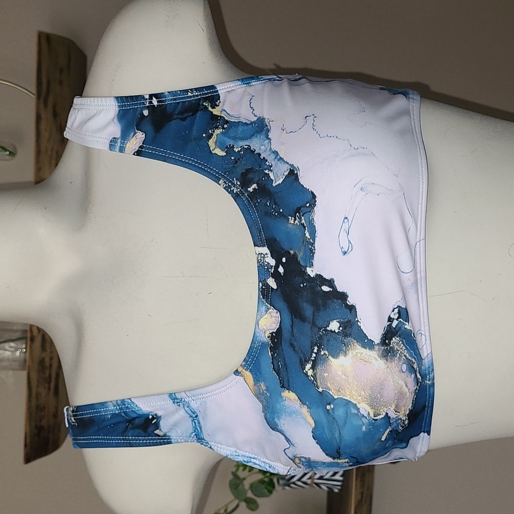 Marble Patterned Bikini - Picture 2 of 7
